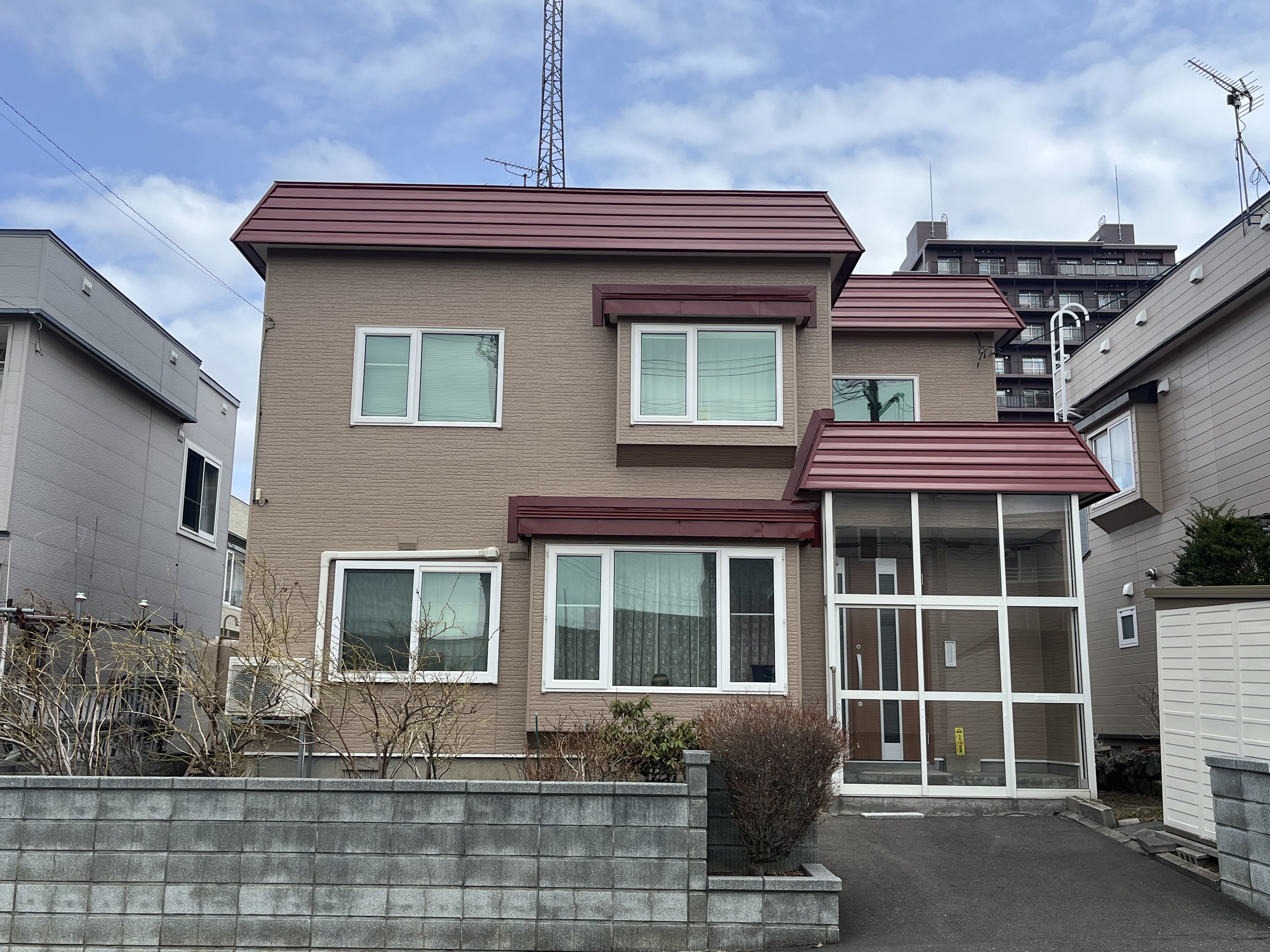 塗装で落ち付いたたたずまいを綺麗に保つ