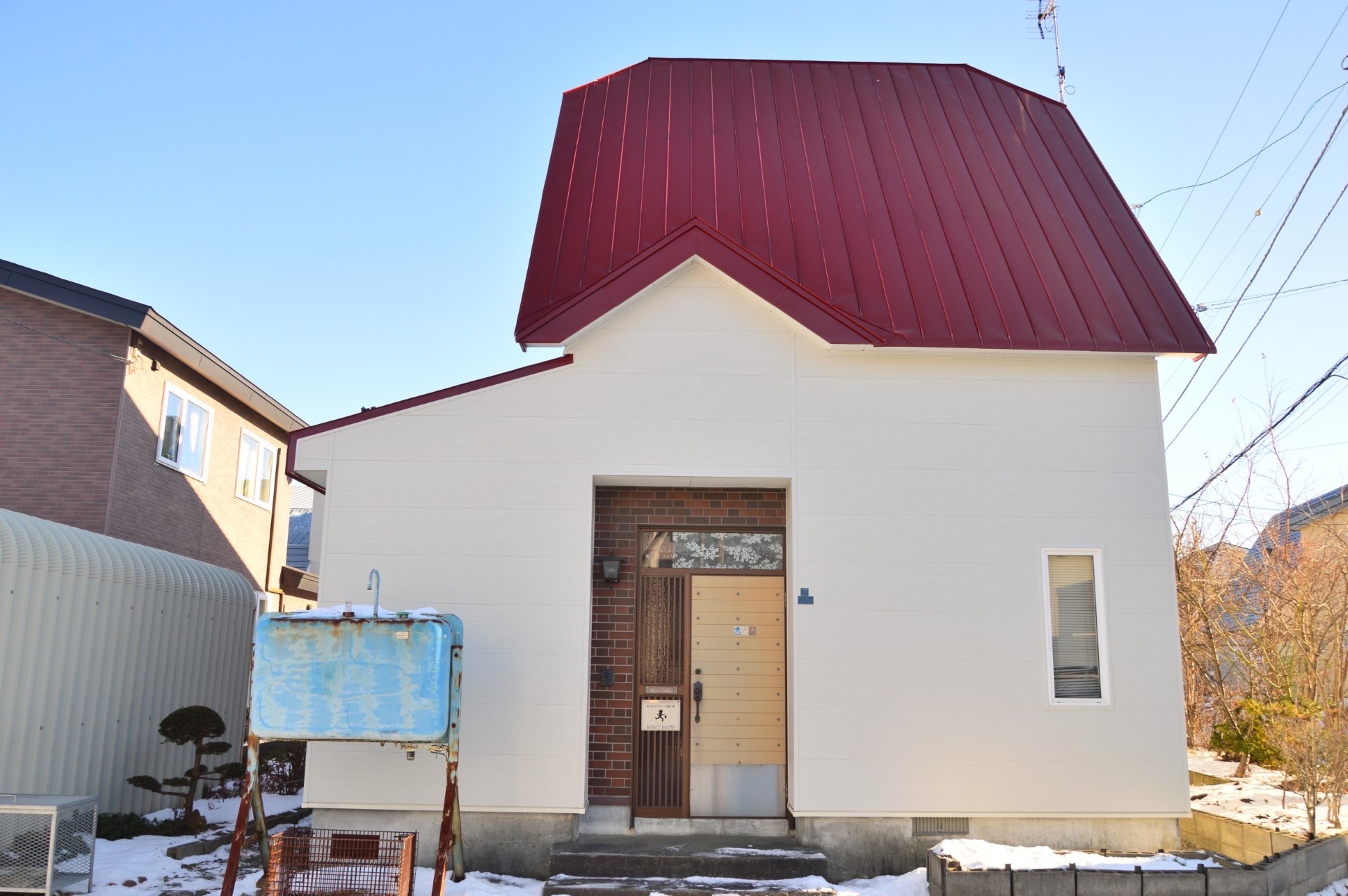 40年前に蘇る赤い屋根の家